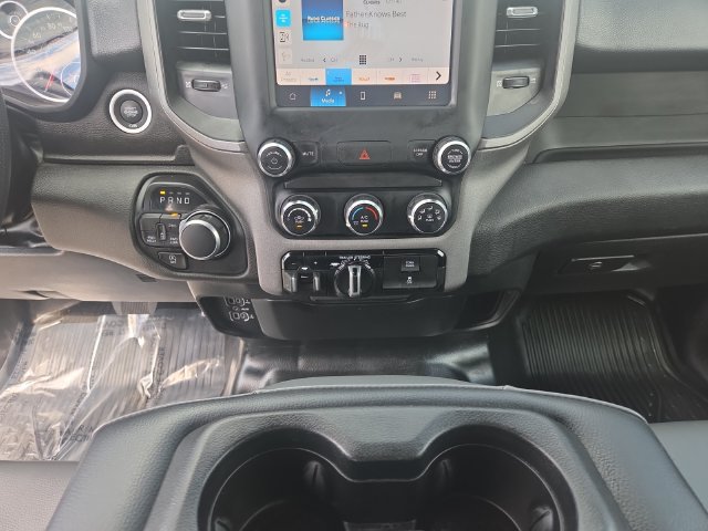 Used 2024 RAM 1500 Tradesman w/ Trailer Tow Group AWD/4WD image 11