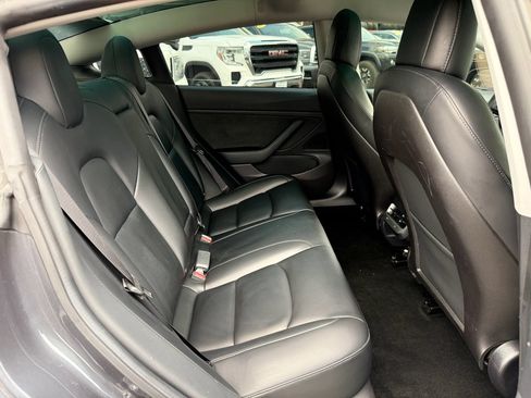 Used 2019 Tesla Model 3 Long Range AWD/4WD image 18