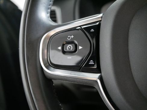 Used 2022 Volvo XC90 T6 Inscription w/ Lounge Package image 27