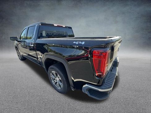 Used 2025 GMC Sierra 1500 SLT AWD/4WD image 7