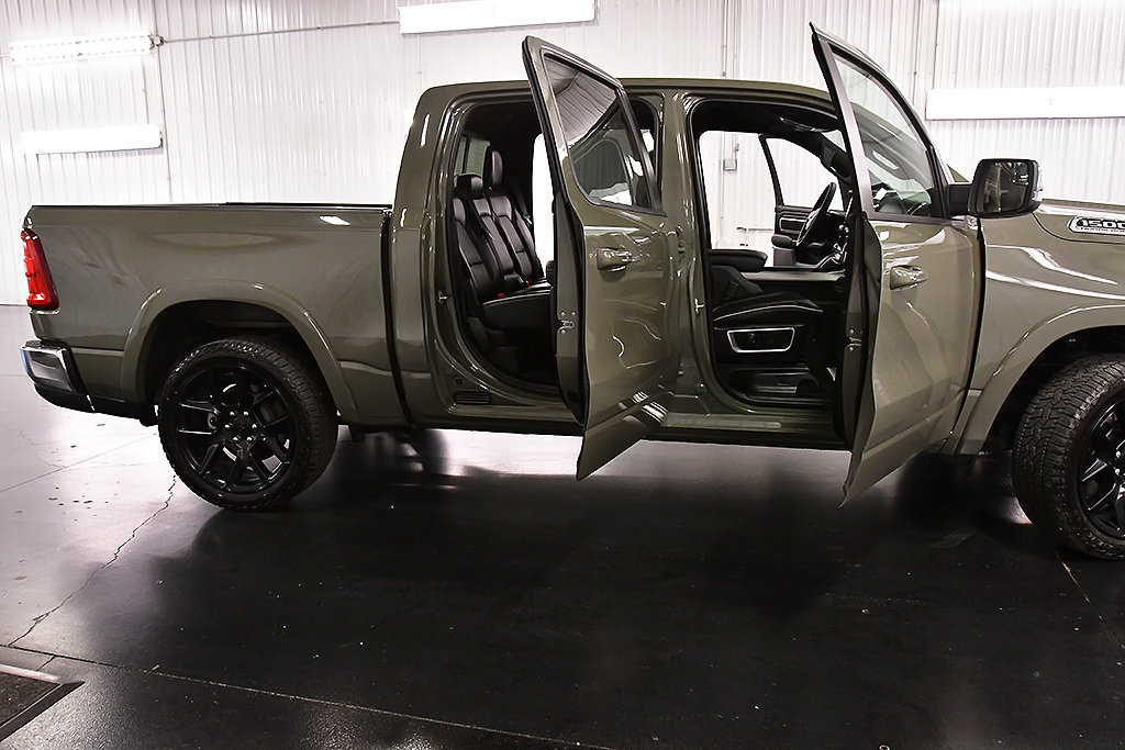 Used 2026 RAM 1500 Laramie AWD/4WD image 30