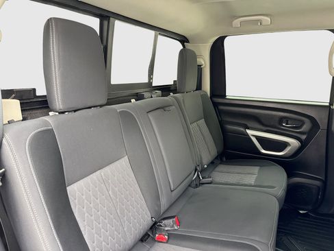 Used 2021 Nissan Titan SV w/ SV Convenience Package RWD image 44
