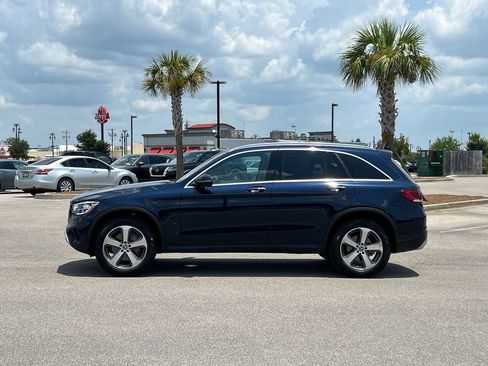 Used 2022 Mercedes-Benz GLC 300 image 2