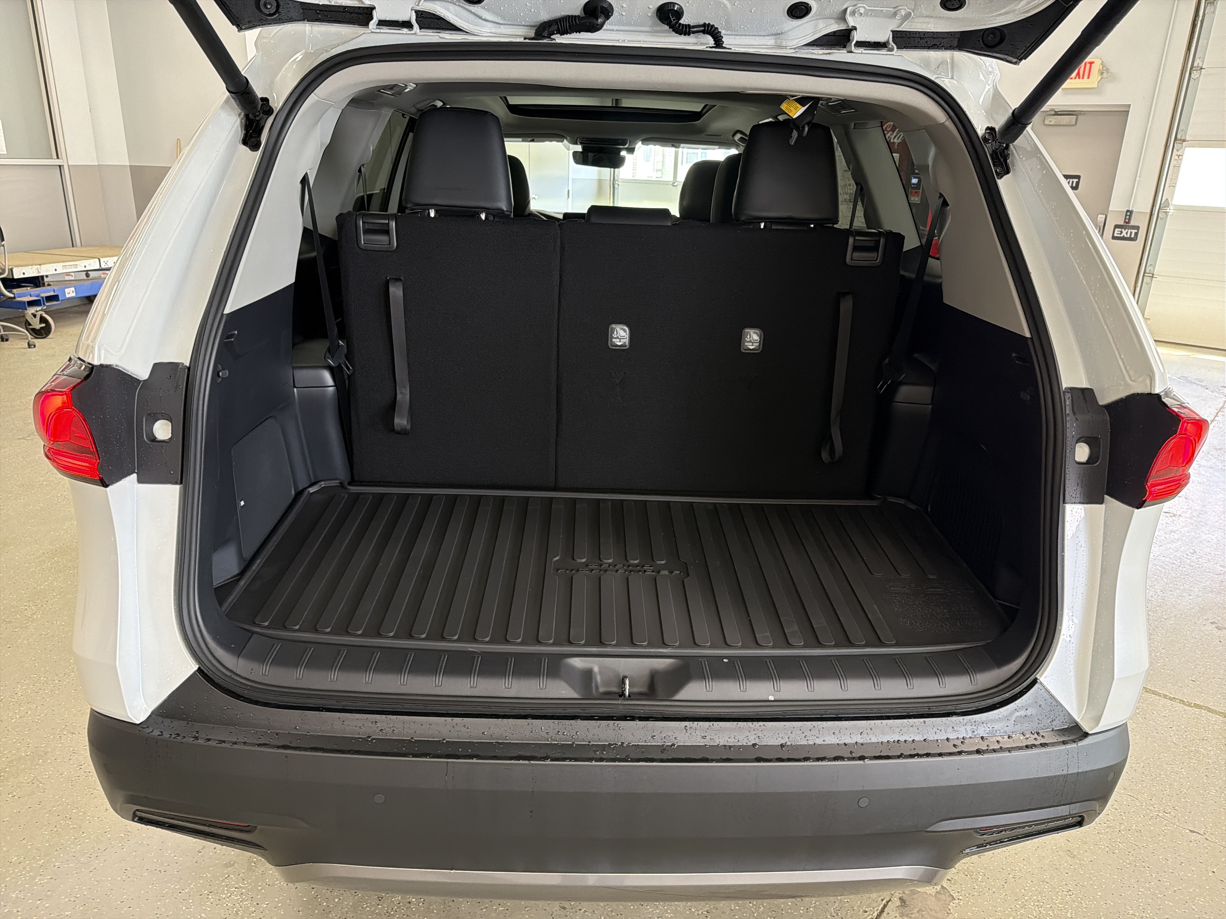 New 2026 Toyota Grand Highlander AWD image 30