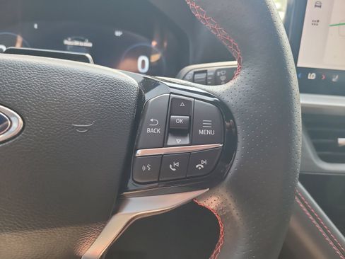Used 2025 Ford Explorer ST-Line w/ Premium Package RWD image 14