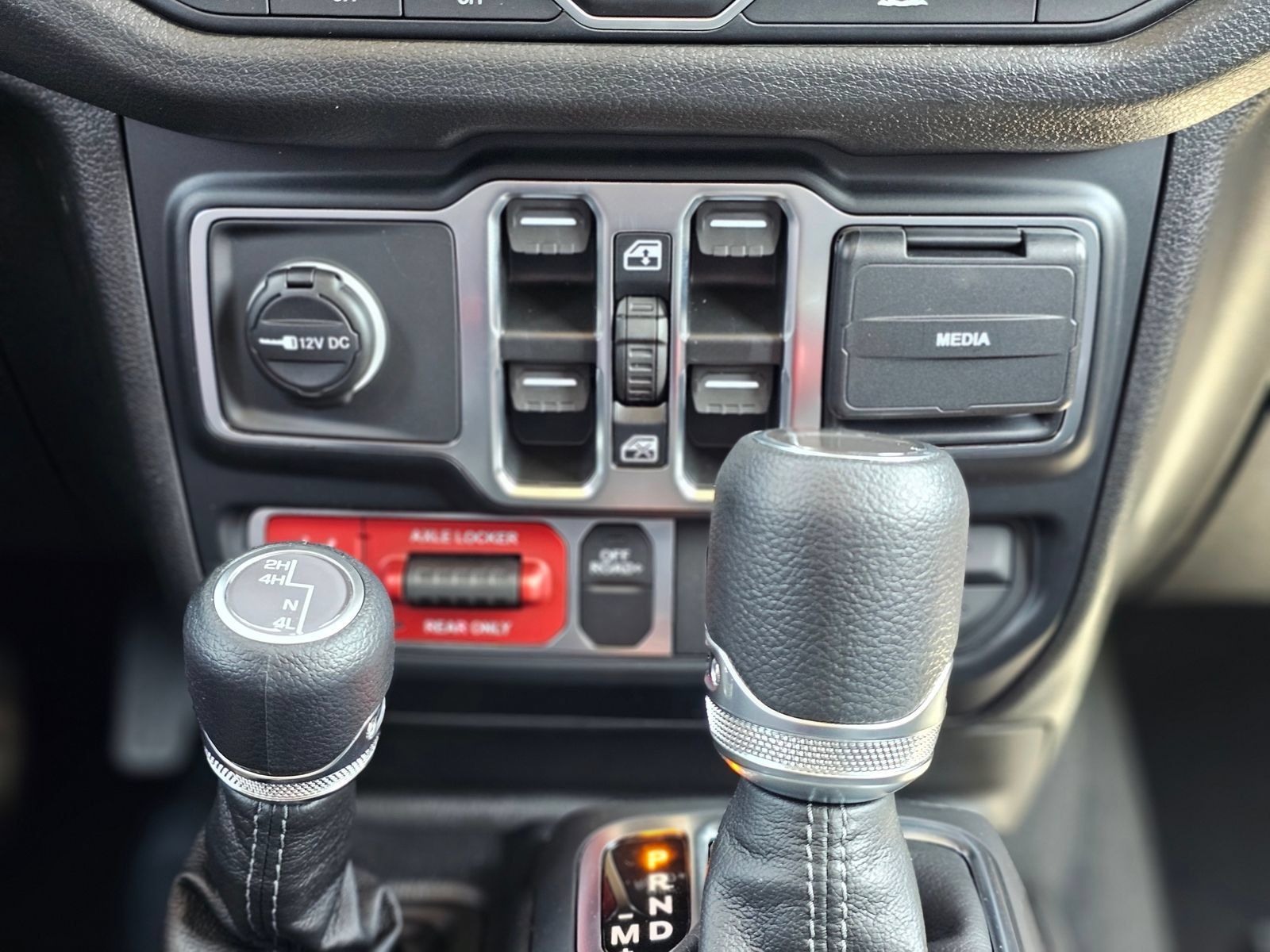 New 2026 Jeep Gladiator Mojave AWD/4WD image 14