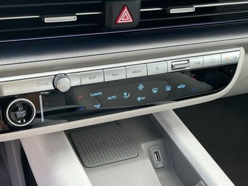 New 2025 Hyundai Ioniq 6 SEL AWD/4WD image 16