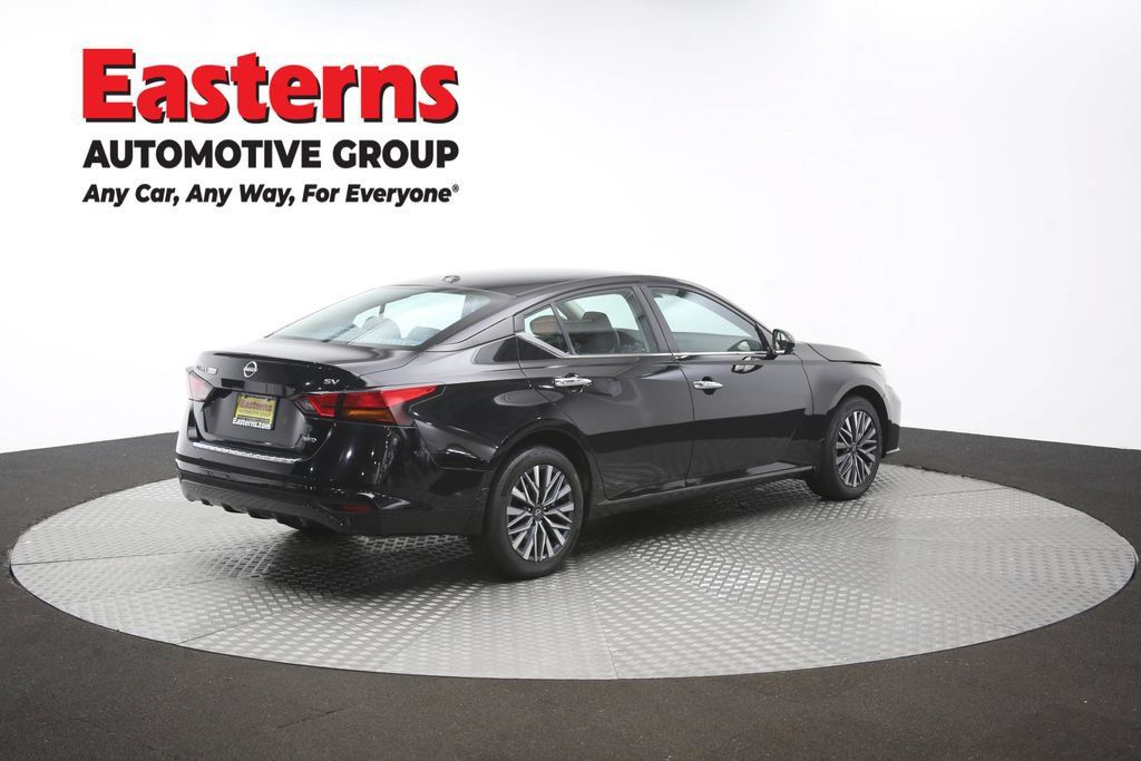 Used 2023 Nissan Altima 2.5 SV AWD/4WD image 41