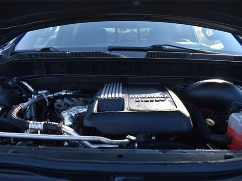 Used 2020 Chevrolet Silverado 1500 LT w/ All-Star Edition image 31