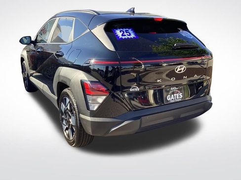 Used 2025 Hyundai Kona SEL FWD image 9