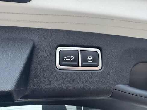 Used 2022 Kia Sorento SX AWD/4WD image 35