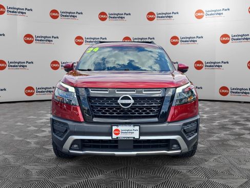 Used 2024 Nissan Pathfinder Rock Creek AWD/4WD image 2