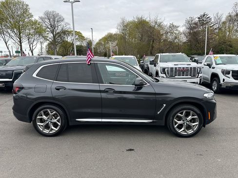 Used 2023 BMW X3 xDrive30i w/ Convenience Package AWD/4WD image 4