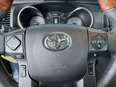 Used 2021 Toyota Sequoia Platinum image 16