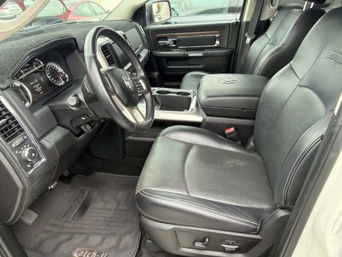 Used 2016 RAM 1500 Laramie w/ Convenience Group RWD image 19