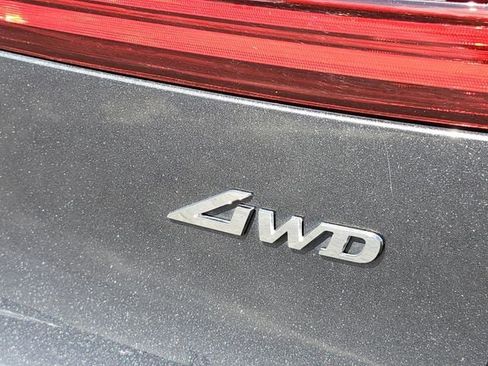 Used 2023 Genesis GV70 2.5T w/ Sport Prestige Package AWD/4WD image 41