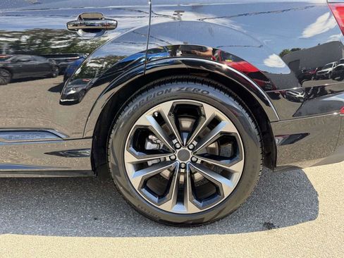 Used 2026 Audi Q7 3.0T Premium Plus w/ Premium Plus Package AWD/4WD image 13