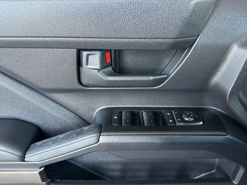 Used 2025 Toyota 4Runner SR5 image 13