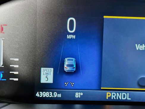 Used 2024 Ford Escape ST-Line w/ Tech Pack #1 FWD image 19