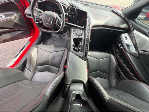 Used 2020 Chevrolet Corvette 3LT w/ 3LT Preferred Equipment Group image 4