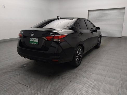 Used 2021 Nissan Versa SV image 9