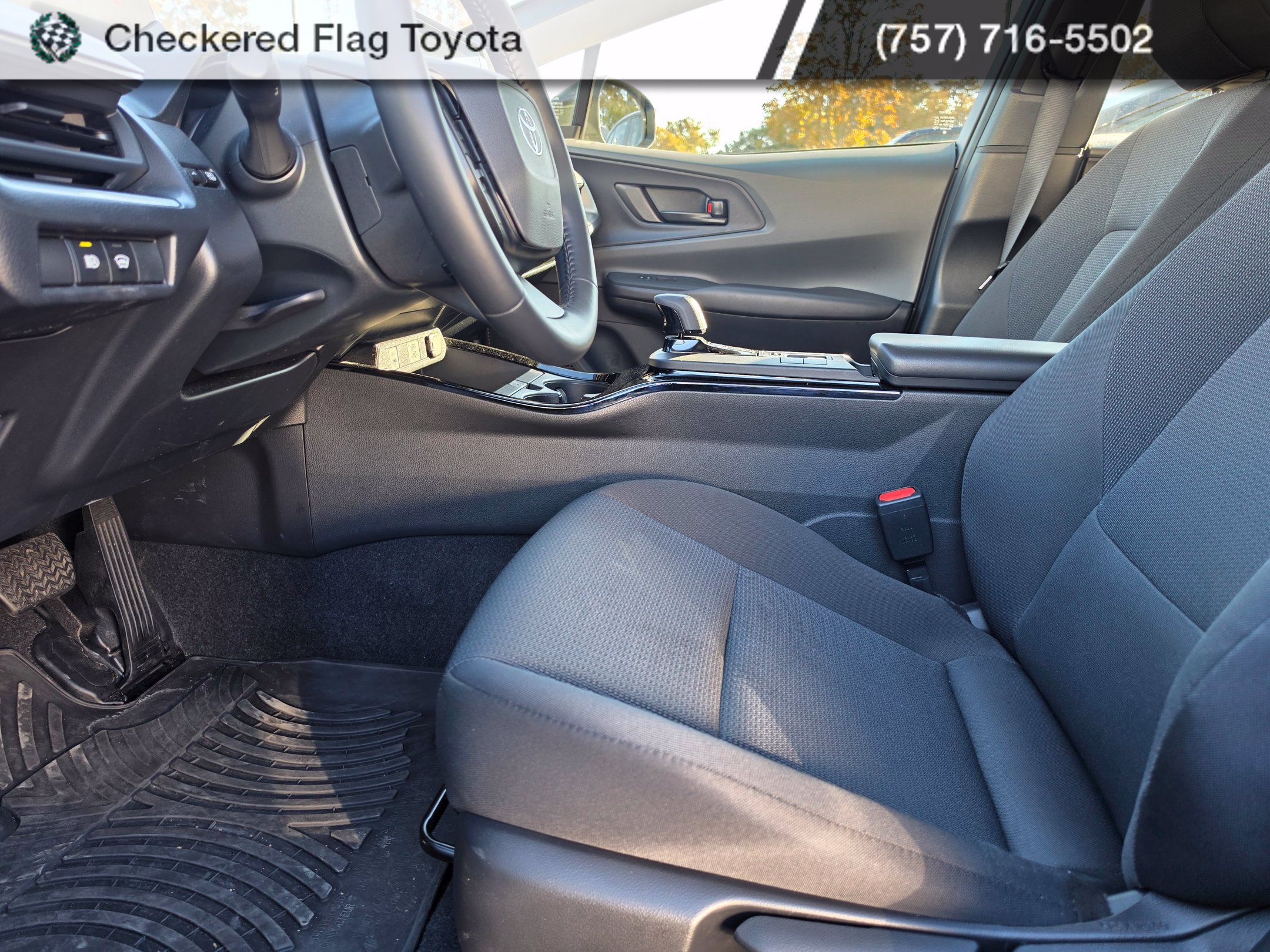 Certified 2026 Toyota Prius LE AWD/4WD image 8