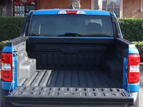 Used 2025 Ford Maverick XLT w/ Equipment Group 302A AWD/4WD image 8