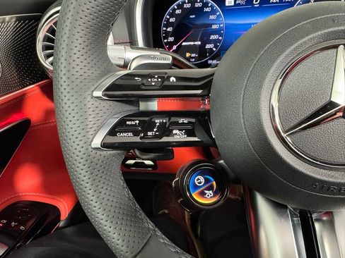 New 2026 Mercedes-Benz SL 63 AMG 4MATIC image 32