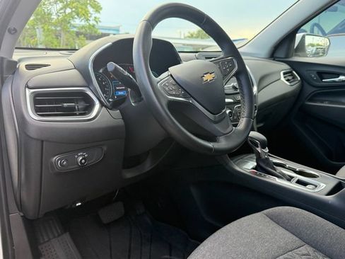 Used 2023 Chevrolet Equinox LT FWD image 11