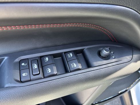 New 2026 Jeep Compass Trailhawk w/ Sun, Sound & Navigation Group AWD/4WD image 8