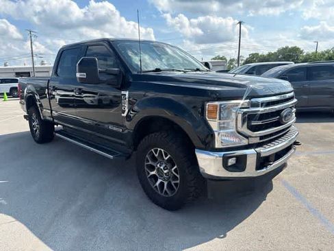 Used 2021 Ford F250 Lariat w/ Lariat Value Package AWD/4WD image 3