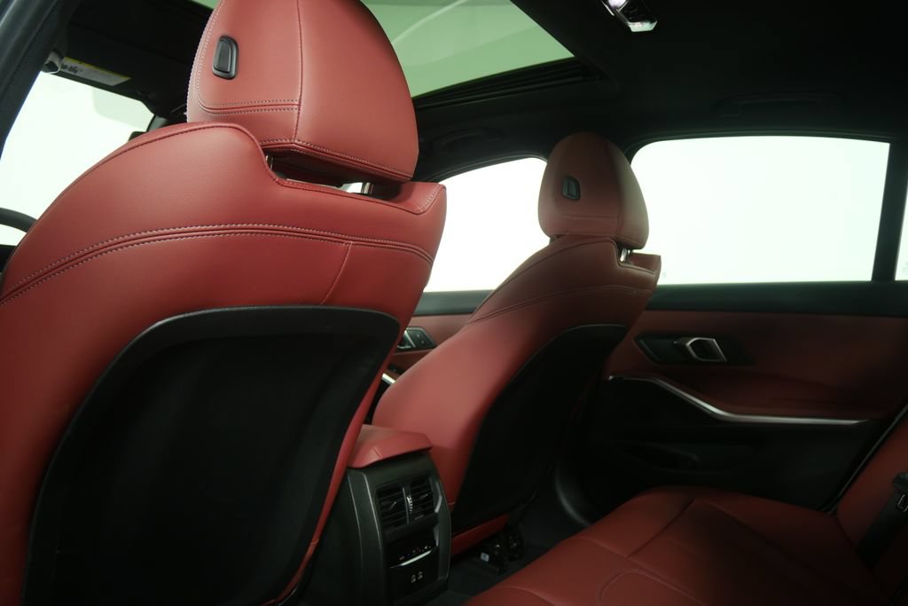 Certified 2026 BMW 330i Sedan RWD image 16