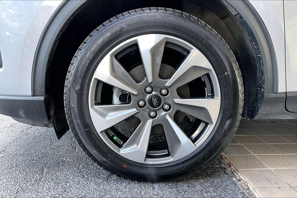 Used 2024 Ford Escape Platinum AWD/4WD image 31