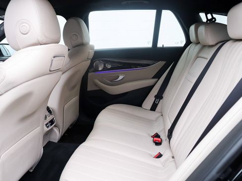 Used 2019 Mercedes-Benz E 450 4MATIC Wagon image 21