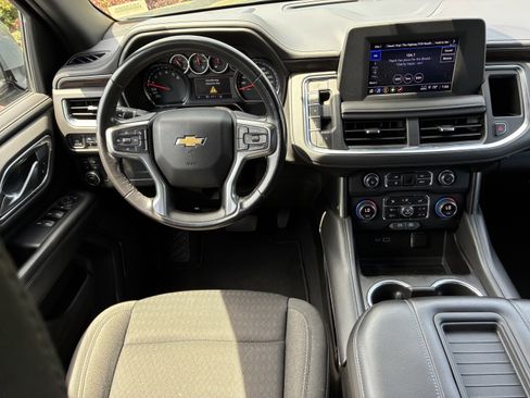 Used 2022 Chevrolet Suburban LS w/ Driver Alert Package image 21