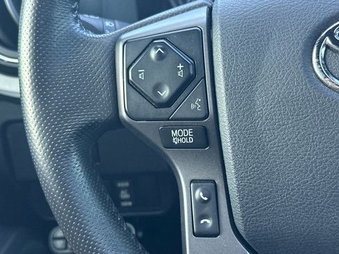Used 2020 Toyota Tacoma TRD Pro AWD/4WD image 33