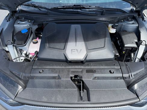 Used 2024 Kia EV6 Wind RWD image 20