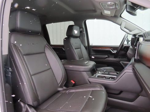 Used 2024 GMC Sierra 2500 Denali image 26