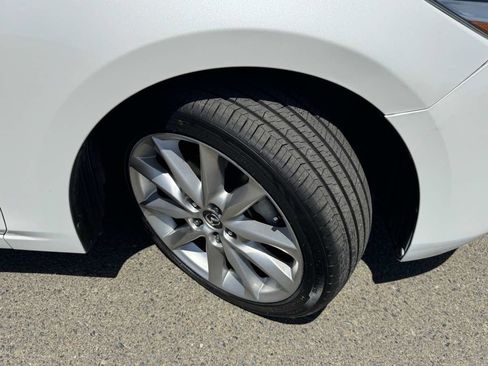 Used 2017 MAZDA MAZDA3 Grand Touring FWD image 38