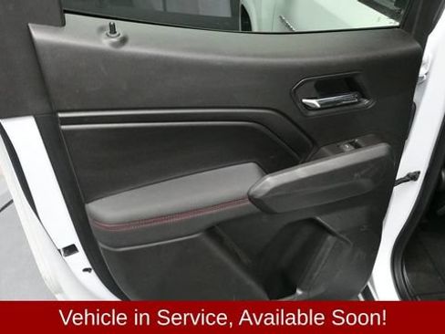 Used 2024 Chevrolet Colorado Z71 w/ Advanced Trailering Package AWD/4WD image 19