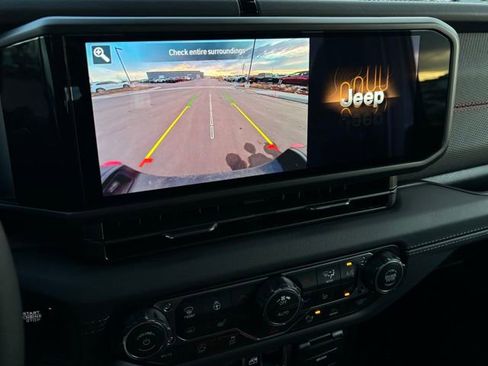 New 2026 Jeep Gladiator Rubicon w/ Safety Group AWD/4WD image 33