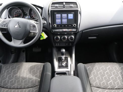 Used 2026 Mitsubishi Outlander Sport ES AWD/4WD image 14