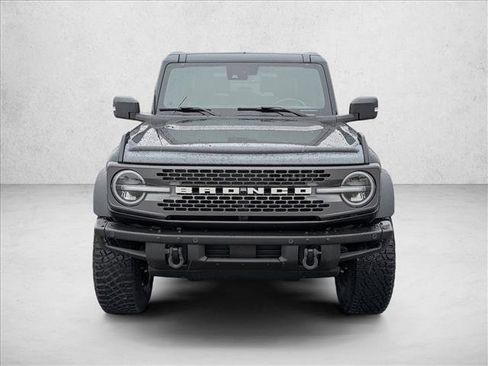 Used 2022 Ford Bronco Badlands image 2