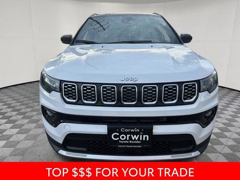 Used 2024 Jeep Compass Limited AWD/4WD image 2