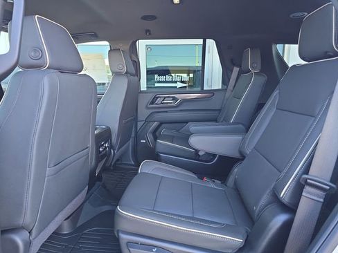 New 2026 GMC Yukon Elevation AWD/4WD image 15