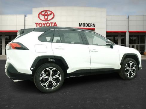 New 2025 Toyota RAV4 XSE image 23