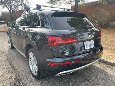 Used 2020 Audi Q5 2.0T Premium Plus w/ Premium Plus Package image 3