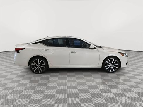 Used 2019 Nissan Altima 2.5 Platinum AWD/4WD image 26