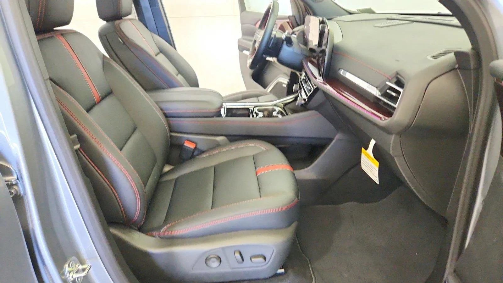 New 2026 Chevrolet Traverse RS AWD/4WD image 31