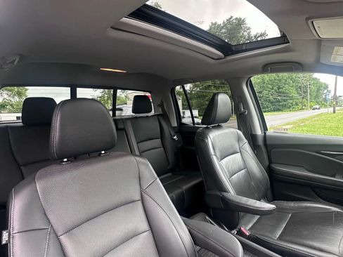 Used 2019 Honda Ridgeline RTL-E image 34